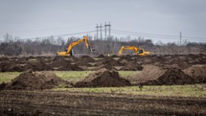 Átadták a kínai BYD autóüzem építéséhez szükséges terület második részét Szegeden