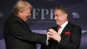 Sylvester Stallone felkonferálta Donald Trumpot, és Rockyhoz hasonlította a megválasztott elnököt