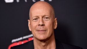 Megható ajándékot kapott a gyógyíthatatlan beteg Bruce Willis a lányaitól