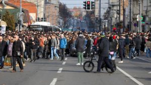 Szerbia több városában is tüntettek az újvidéki tragédia miatt