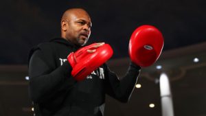 Roy Jones Jr. helyretenné Jake Paul állát