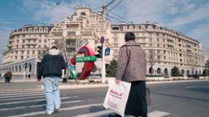 Isten hozott a pokolban! Lelketlen kufárok csábítják Európa szegényházába a fiatal játékosokat