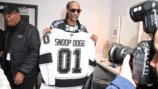 Snoop Dogg vett egy szatyornyi problémát