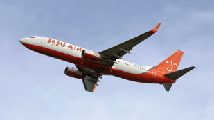 A vasárnapi tragédia után ismét probléma vetődött fel a Jeju Air egyik gépével