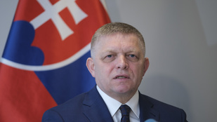 Puccstól tart a szlovák kormány, Robert Fico összehívta a Biztonsági Tanácsot