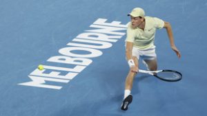 Szerencséje sem volt Zverevnek, Sinner megvédte címét az Australian Openen