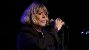 Meghalt Marianne Faithfull