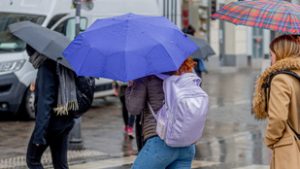 Jégpáncéllá válhatnak az utak, figyelmeztetést adott ki a Magyar Közút
