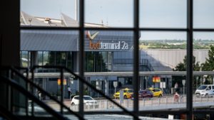 Sikertelen bértárgyalások után sztrájkra készülnek a Budapest Airport dolgozói