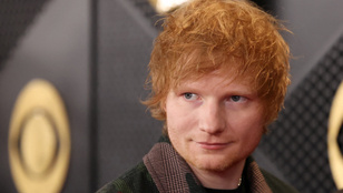 A helyi rendőrség megszakította Ed Sheeran utcai koncertjét Indiában