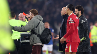 Nincs vége a drámának, eltiltották a Liverpool vezetőedzőjét