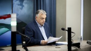 Orbán Viktor: Nem kell kilépni az Európai Unióból, szétesik az magától is