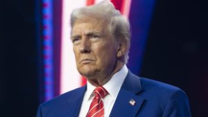 Kelet-Európa kutató: Trump viselkedése arra utal, hogy Putyin győzelmét akarja