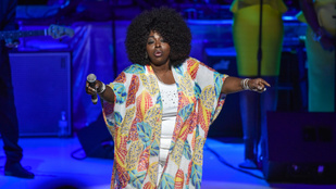 Meghalt Angie Stone