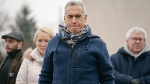 További házkutatásokat rendeltek el az érvénytelenített választásokat megnyerő román elnökjelöltnél