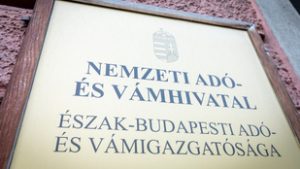 Június végéig kérhető pótlékmentes részlet a gépjárműadóra