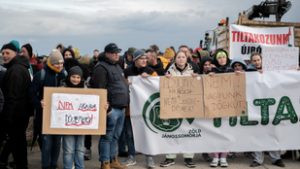 „Nem akarunk dögtemetőt” – tüntetés a száj- és körömfájás árnyékában