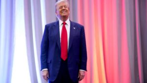 Washington katonai parádét tervez a hadsereg évfordulójára, ami egybeesik Donald Trump születésnapjával