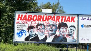 Elítélte a bíróság a kormányplakátok megrongálóját
