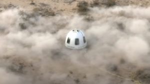 Katy Perry sikeresen földet ért a 10 perces űrutazás után