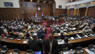 A szlovák parlament elfogadta a civil szervezetekről szóló "orosz törvényt"