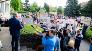 Az agrárminiszter személyesen próbálta nyugtatni a tüntetőket, heves reakciókat kapott