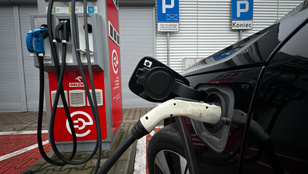 Ha nem cserélnek időben rendszámot az érintettek, akár ki is vonhatják a forgalomból az autójukat