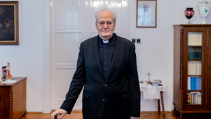 Erdő Péter kapta az egyik legtöbb szavazatot a konklávé első napján