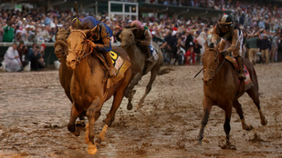 A célegyenesben előzték meg a favoritot a 151. Kentucky Derby-n