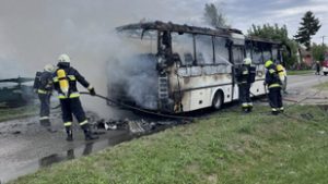 Kigyulladt egy menetrendszerű busz Füzesabonyban
