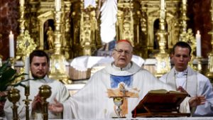 Óriási érdeklődés mellett tartotta meg Rómában anyák napi miséjét Erdő Péter bíboros