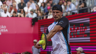 Sevcsenkóval már nem bírt, Fucsovics nem jutott főtáblára Rómában