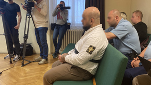 Húsz év fegyházat kapott első fokon a makói szörnyeteg: Muki elsírta magát a bíróságon