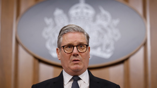 Szigorít a bevándorlási rendszeren Nagy-Britannia, nem akar az idegenek országa lenni