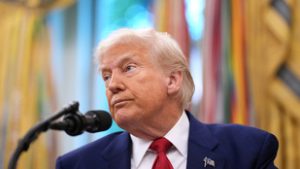 Falakba ütközött Donald Trump vámháborúja, fellélegzett az egész tőzsde