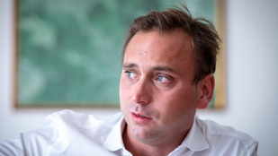 Csalók árulnak kést egy fővárosi polgármester nevében