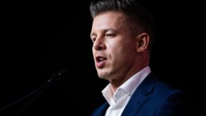Magyar Péter gratulált Békés Mártonnak, amiért meghazudtolta a miniszterelnököt