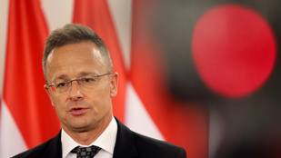 Szijjártó Péter felbecsülhetetlen értékű tárgyat hoz haza New Yorkból