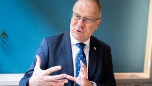 Navracsics Tibor kikéri magának, szerinte nem romaellenes az önazonossági törvény