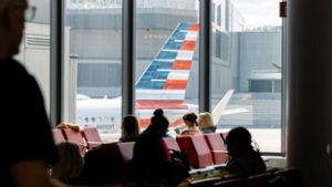 Washington az üzleti és a turista vízumok kiadását több ezer dolláros letéthez köti