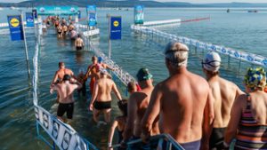 Több mint tízezren teljesítették a Balaton-átúszást