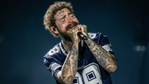 Simogatta a lelkünket a Sziget főhőse, aki sörpromóterként is megállná a helyét