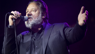Russell Crowe húsz év után megtörte a csendet, a letartóztatásáról vallott