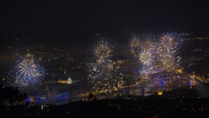 Ennyiért sörözhetünk, mielőtt fellövik Európa legnagyobb tűzijátékát Budapesten