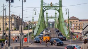 Megbénul a közlekedés Budapesten
