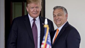 Politico: Donald Trump meggyőzte Orbán Viktort – Külügy: hírlapi kacsa