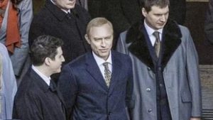 Új képek jöttek ki a Jude Law alakította Putyinról, a Kreml is megszólalt a filmről