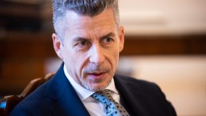 „Tehetségtelen retardált hülyegyerek” – keményen kiosztotta Rákay Philip Somogyi Andrást