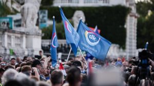 Nem kis dolga lenne Magyar Péternek, ha meg szeretné nyerni a DK szavazóinak támogatását