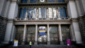 Egy pillanatra úgy tűnt, a Keleti újraindul, de az utolsó pillanatban kiderült, hogy gond van